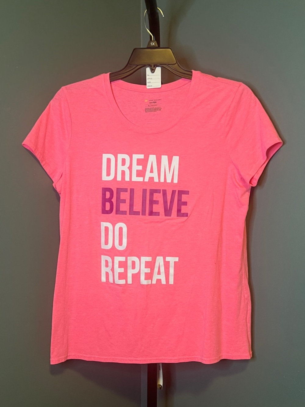 tek gear Hot Pink Short Sleeve Graphic Tee